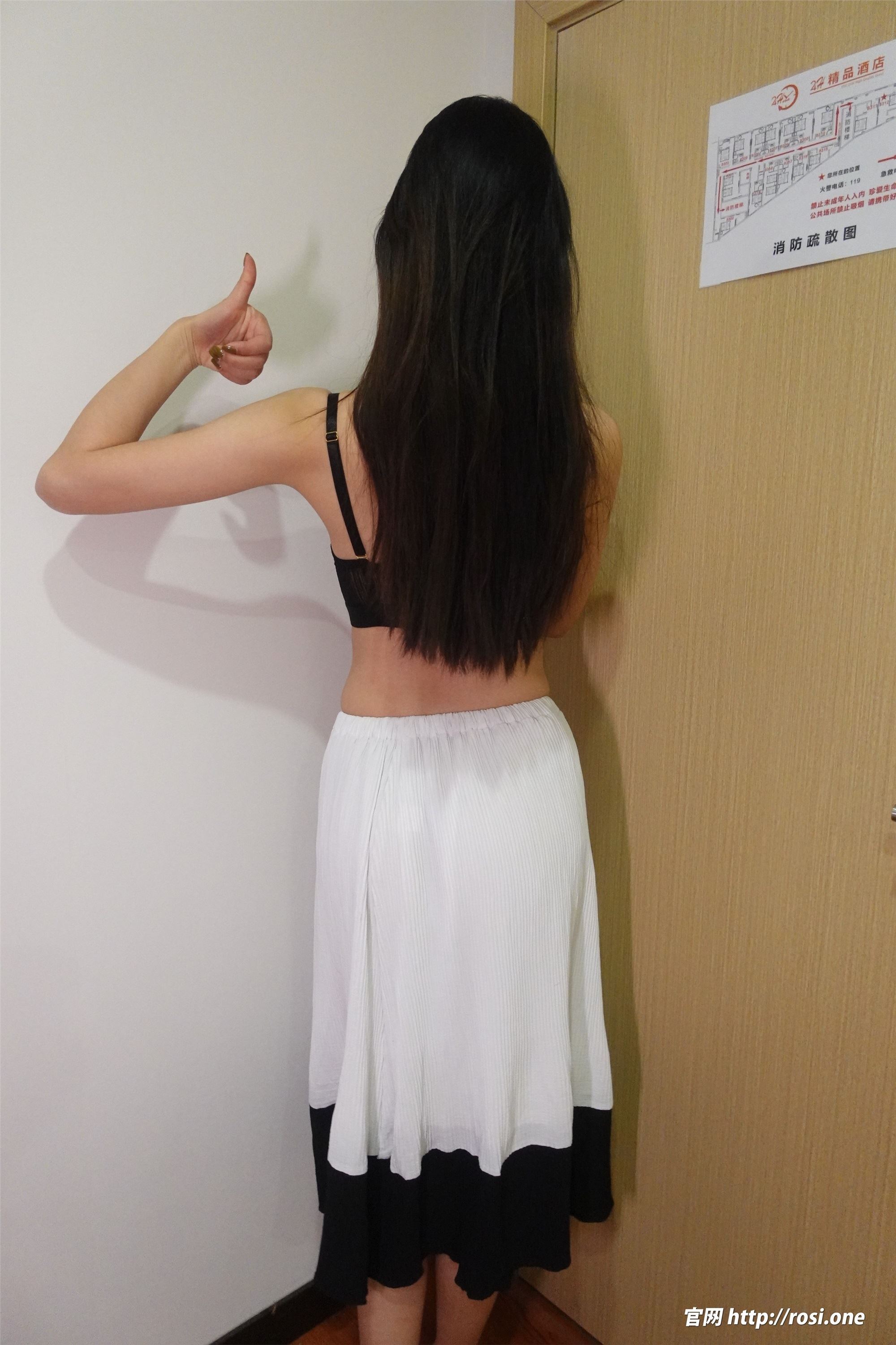 ROSI写真 2022.01.28 NO.3707